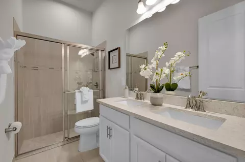 Bath - 735 SW Pennfield Ter, Stuart, FL 34997 photo 4 of 5