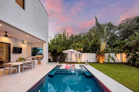 1405 NE 4th Ave, Boca Raton, FL 33432