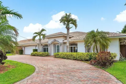 41 Castle Harbor Isle Dr, Fort Lauderdale, FL 33308