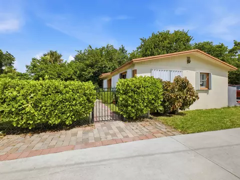 4626 Schall Rd, West Palm Beach, FL 33409