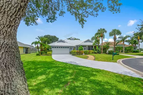 363 SW Panther Trce, Port Saint Lucie, FL 34953