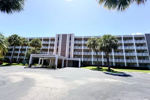 1100 NW 87th Ave #406, Coral Springs, FL 33071