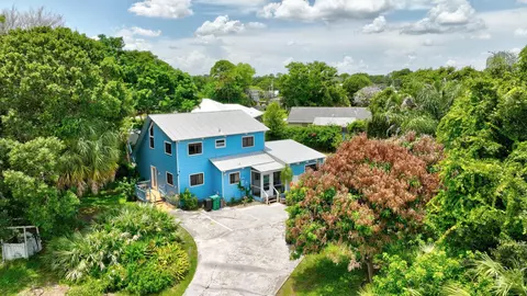 5707 Spruce Dr, Fort Pierce, FL 34982