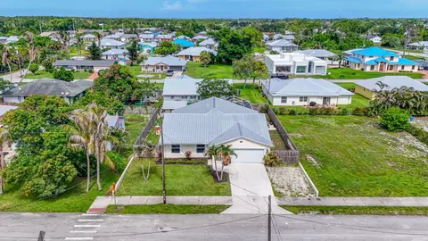View/Area - 5673 SE Inez Ave, Stuart, FL 34997 photo 1 of 4