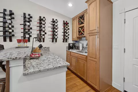 Kitchen - 5673 SE Inez Ave, Stuart, FL 34997 photo 5 of 9