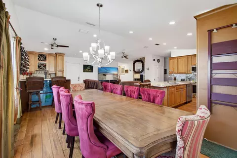 Dining - 5673 SE Inez Ave, Stuart, FL 34997 photo 7 of 8