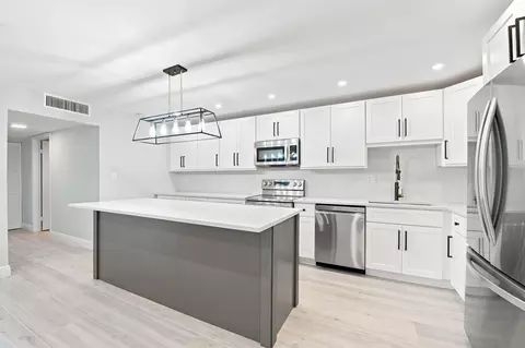 15492 Lakes Of Delray Blvd #101, Delray Beach, FL 33484