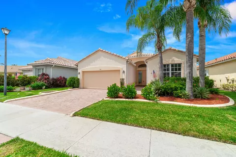 352 Springview Loop, Port Saint Lucie, FL 34986