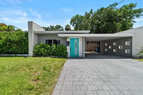 1560 NE 32nd St, Oakland Park, FL 33334