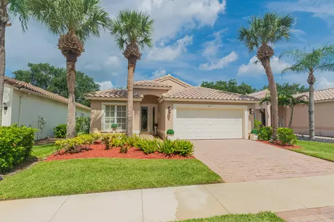 627 NW Whitfield Way, Port Saint Lucie, FL 34986