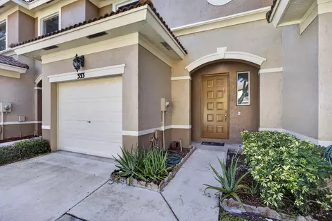 333 River Bluff Ln, Royal Palm Beach, FL 33411