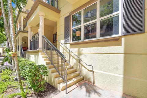 2601 NE 14th Ave #115, Wilton Manors, FL 33334
