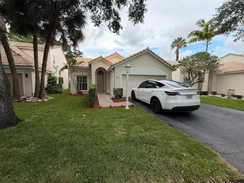 7657 Sanctuary Dr, Coral Springs, FL 33065