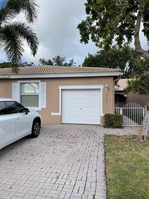 2551 Man Of War, West Palm Beach, FL 33411