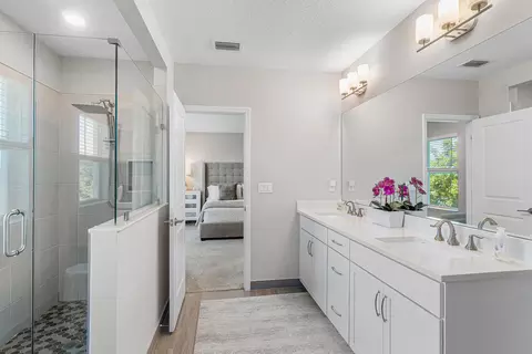 Bath - 1091 Verde Ct, Lighthouse Point, FL 33064 photo 7 of 8