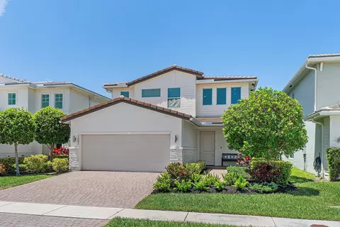 Exterior - 1091 Verde Ct, Lighthouse Point, FL 33064 photo 8 of 9