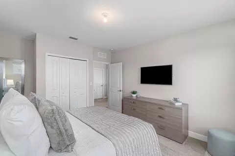 Bedroom - 1091 Verde Ct, Lighthouse Point, FL 33064 photo 2 of 6
