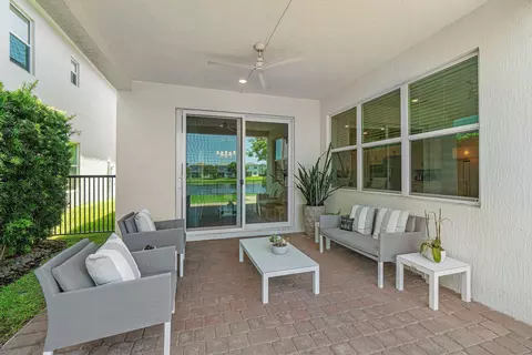 Exterior - 1091 Verde Ct, Lighthouse Point, FL 33064 photo 2 of 9