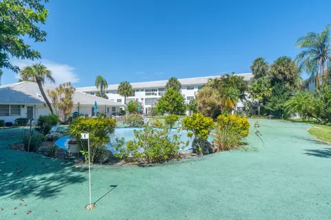 Exterior - 2050 NE 39th St #211E, Lighthouse Point, FL 33064 photo 6 of 8