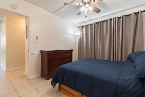 Bedroom - 2050 NE 39th St #211E, Lighthouse Point, FL 33064 photo 4 of 4