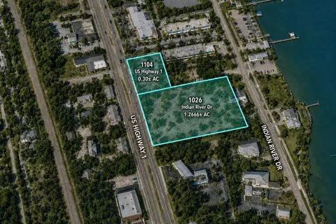 1026 Indian River Dr, Sebastian, FL 32958