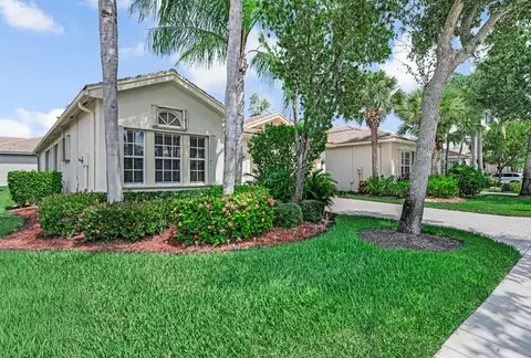 7718 Ocean Sunset Dr, Lake Worth, FL 33467