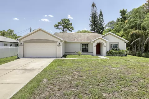 270 Buzby St SE, Palm Bay, FL 32909