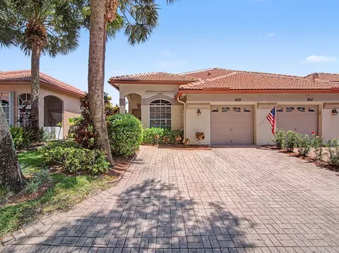 1019 Via Jardin, Riviera Beach, FL 33418