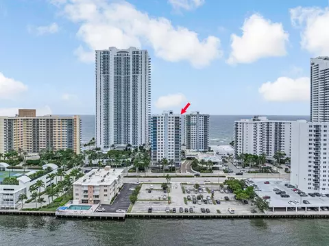 2751 S Ocean Dr #1008, Hollywood, FL 33019