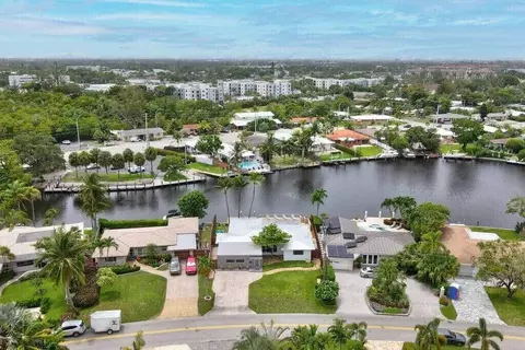 1631 Poinsettia Dr, Fort Lauderdale, FL 33305