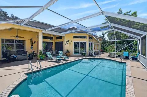 Exterior - 153 N River Dr E, Jupiter, FL 33458 photo 6 of 17