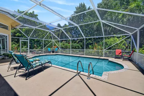 Exterior - 153 N River Dr E, Jupiter, FL 33458 photo 5 of 17
