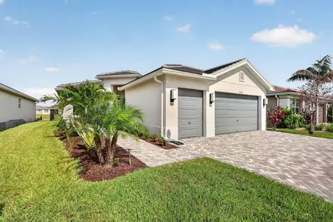 11758 SW Coral Cove Pkwy, Port Saint Lucie, FL 34987