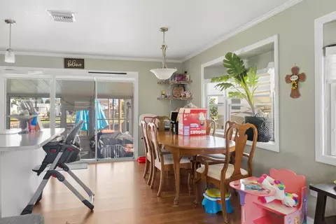 Dining - 2522 SE 29th St, Okeechobee, FL 34974 photo 1 of 1