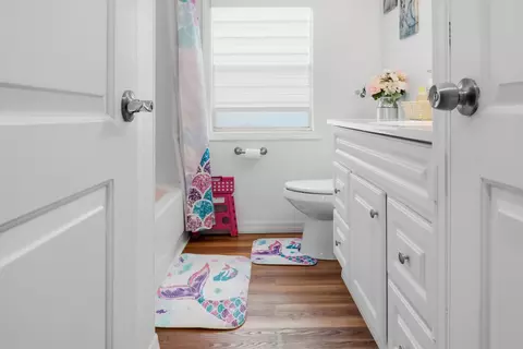 Bath - 2522 SE 29th St, Okeechobee, FL 34974 photo 2 of 4