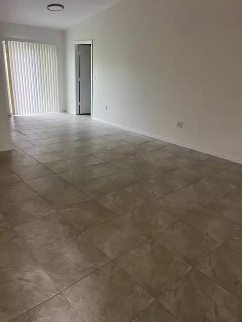Living - 3422 NW 26th Ave, Okeechobee, FL 34972 photo 1 of 1