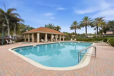 Exterior - 4257 SW Pine Cove Ct, Stuart, FL 34997 photo 5 of 7