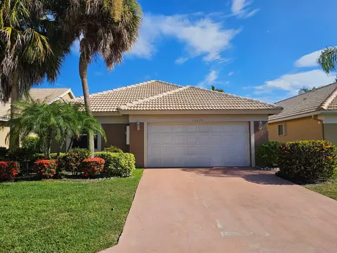 12827 Hampton Lakes Cir, Boynton Beach, FL 33436