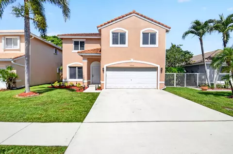 6233 Willoughby Cir, Lake Worth, FL 33463
