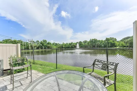 Exterior - 3947 SE Mentmore Ln, Stuart, FL 34997 photo 4 of 5