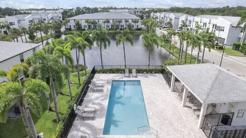 Exterior - 3947 SE Mentmore Ln, Stuart, FL 34997 photo 5 of 5