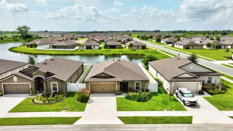 5521 Fantasy Dr, Fort Pierce, FL 34947