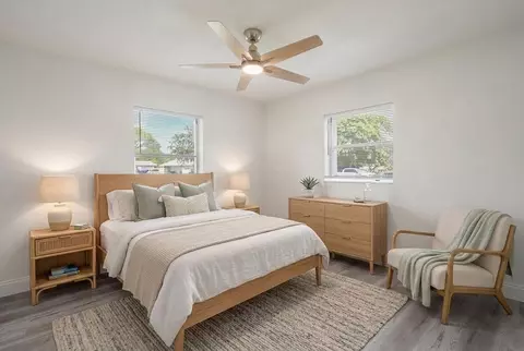 Bedroom - 911 SE Dolphin Dr, Stuart, FL 34996 photo 2 of 10