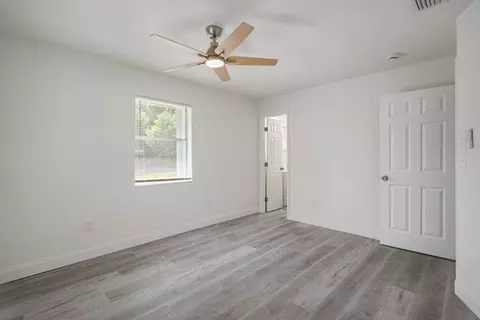 911 SE Dolphin Dr, Stuart, FL 34996 photo 18