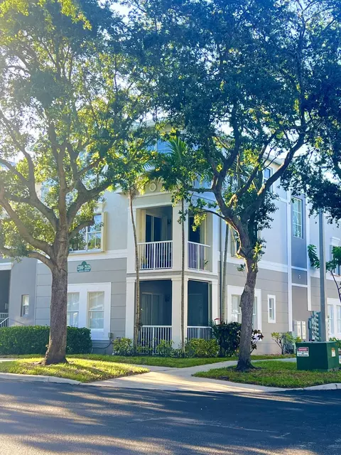 2116 Shoma Dr UNIT 2116, Royal Palm Beach, FL 33414