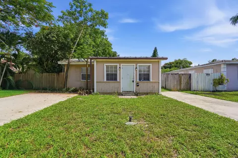 2530 Adams St, Hollywood, FL 33020