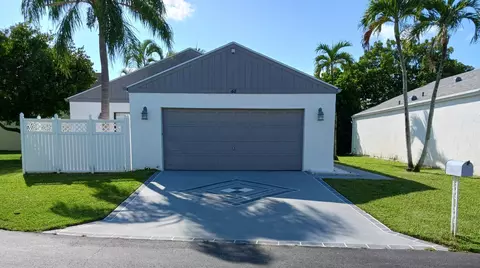 48 Buxton Ln, Boynton Beach, FL 33426