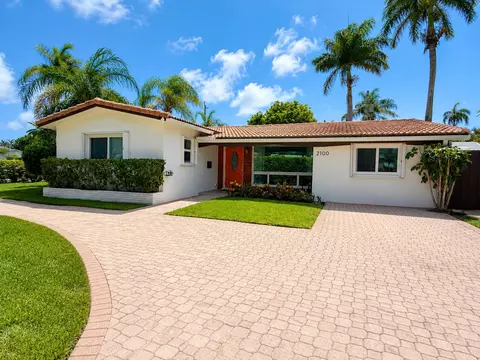 2100 N 14th Ter, Hollywood, FL 33020