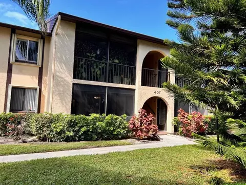 407 Pine Glen Ln #B-1, Greenacres, FL 33463