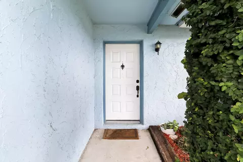 Entry Way - 104 Banyan Cir, Jupiter, FL 33458 photo 1 of 1